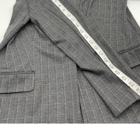 ADRIANNA PAPELL Ponte Knit
Jacquard Plaid Black Gray Size
Medium Jacket Coat - Picture 6 of 8